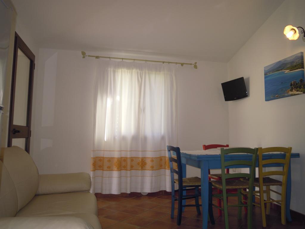 Apartmán Oleandro Lotzorai Exteriér fotografie