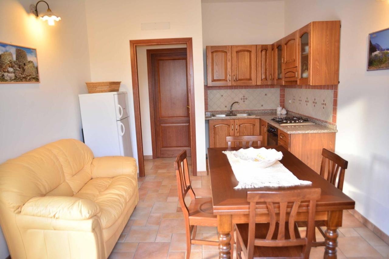 Apartmán Oleandro Lotzorai Exteriér fotografie